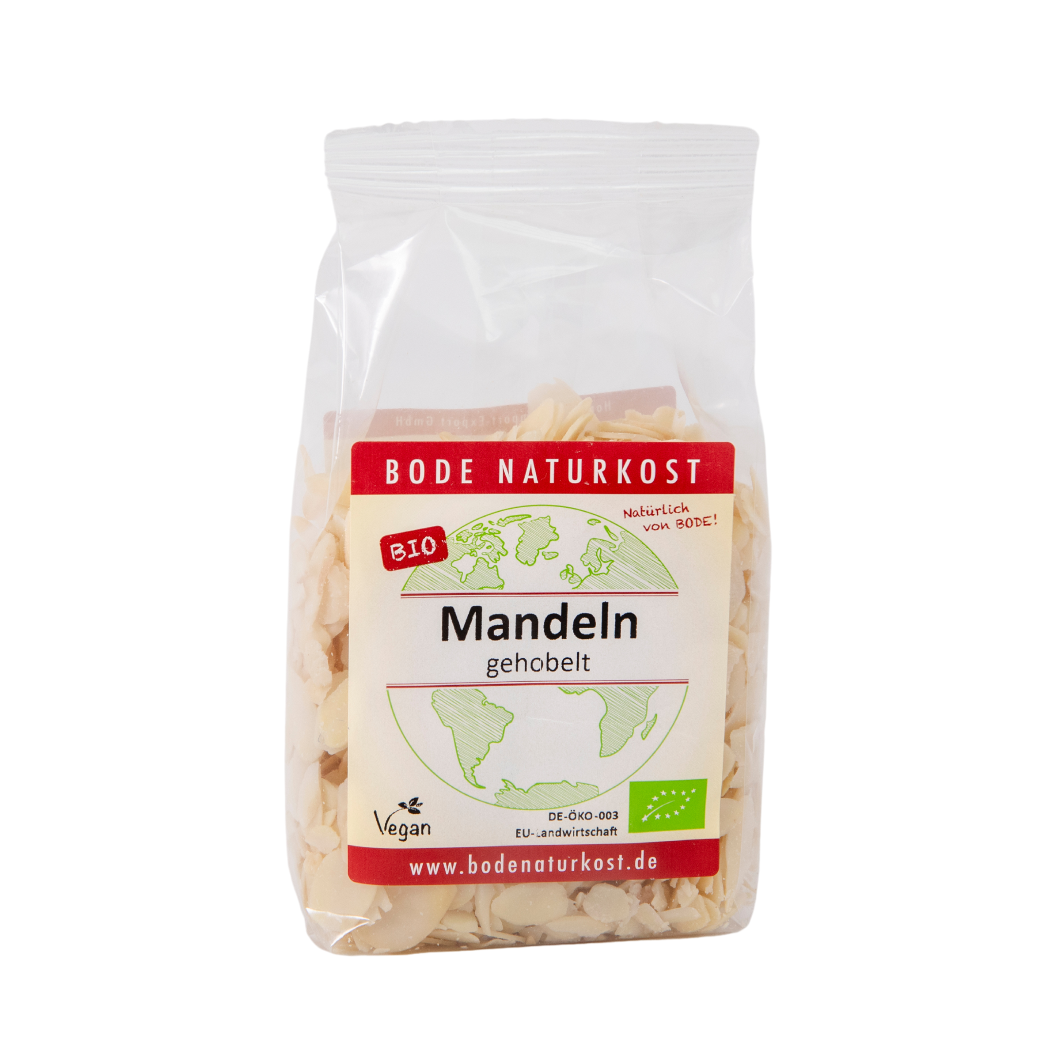 Packung Bode Naturkost Bio Mandeln (gehobelt) in transparenter Tüte mit rotem Etikett, Weltkugel-Illustration, Bio-Logo und Vegan-Kennzeichnung; sichtbare hellbeige Mandelblättchen