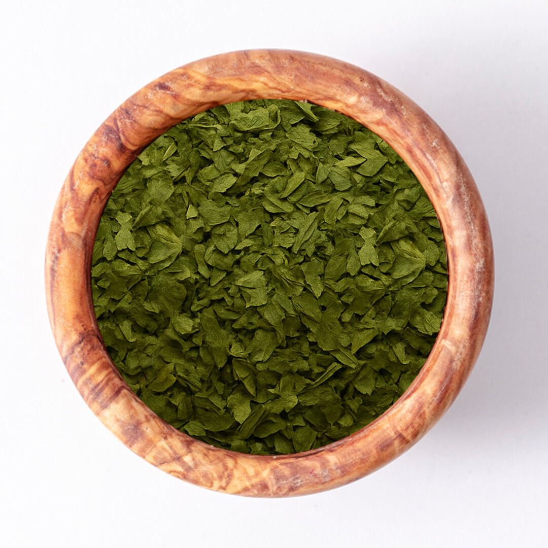 Organic cut bear leek leaves