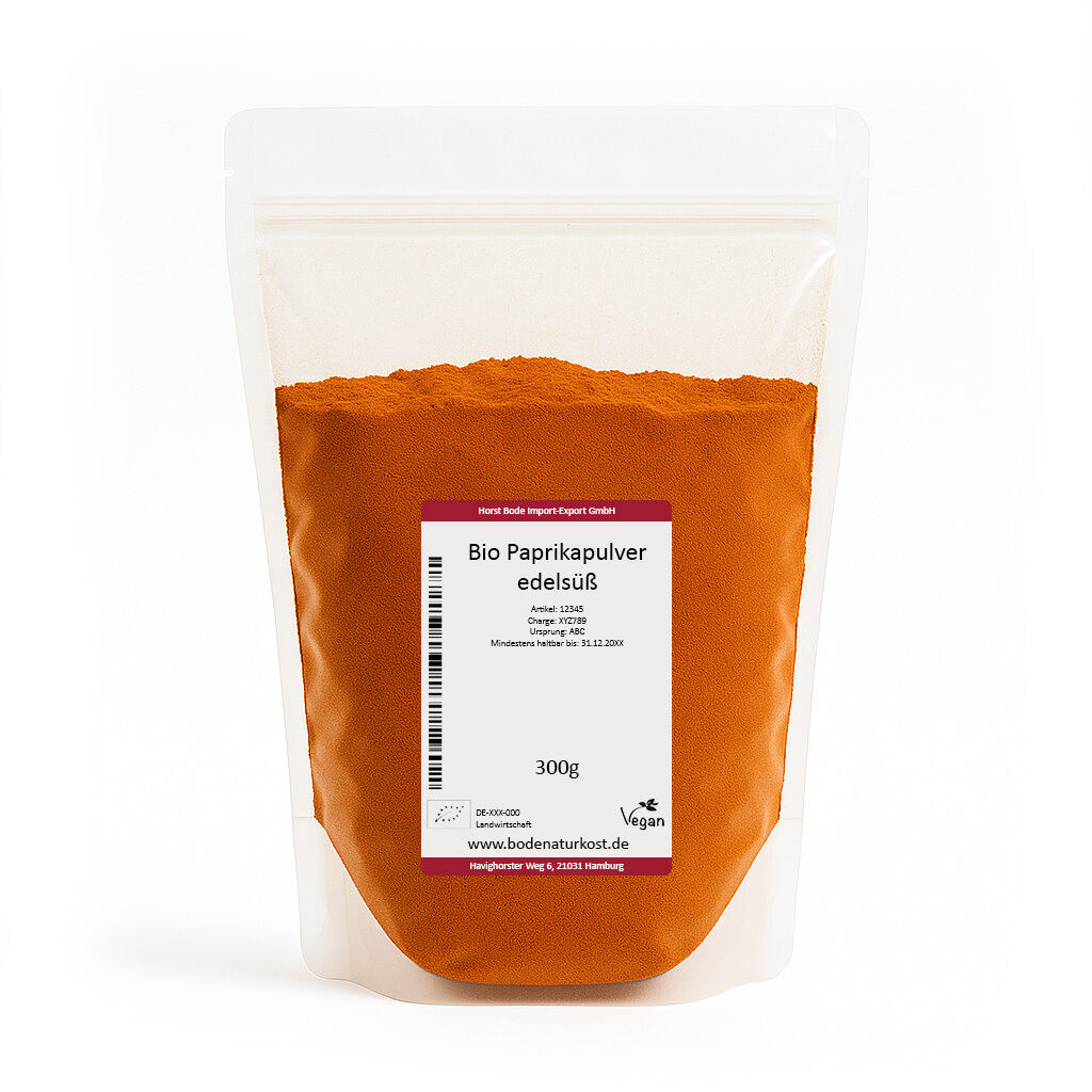 Gennemsigtig stand-up-pose med orange økologisk sød paprikapulver (300 g) på hvid baggrund, etiket med produktinformation