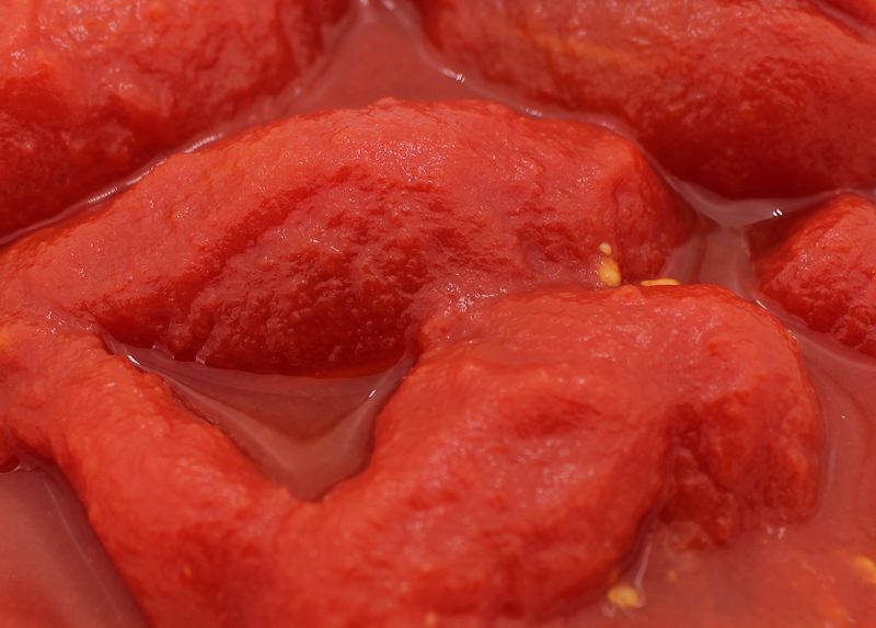 Organic Peeled Tomatoes Can Size 2.5kg, Drained Weight 1.5kg